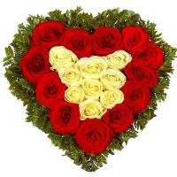 enchanted-love-heart-red-roses-white-roses