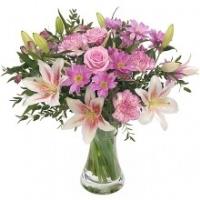 perfectly-pink-bouquet-pink-flowers