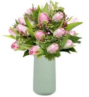 pink-tulip-bouquet