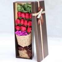 red-rose-gift-box
