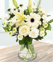 sincerely-bouquet-white-flowers