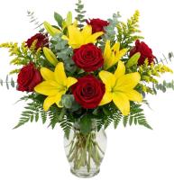 sunfire-bouquet-red-roses-and-yellow-lilies