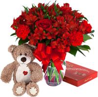 sweet-gift-red-flowers-teddy-chocolates