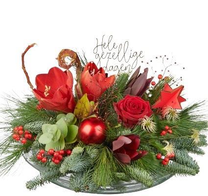 beautiful-christmas-arrangement