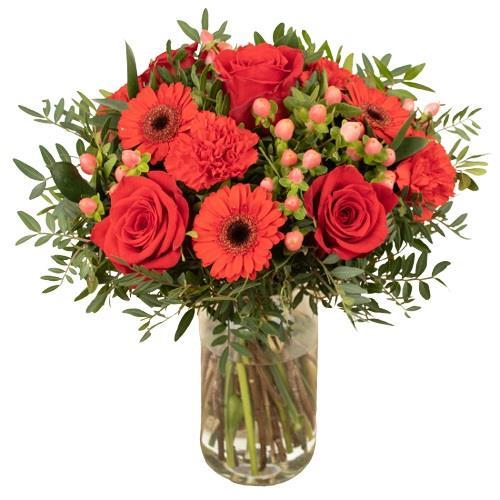 belle-bouquet-red-flowers