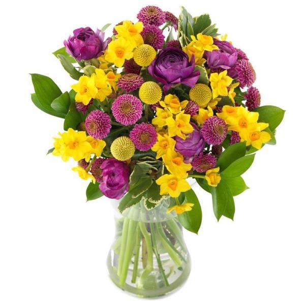 easter-fun-bouquet-spring-flowers