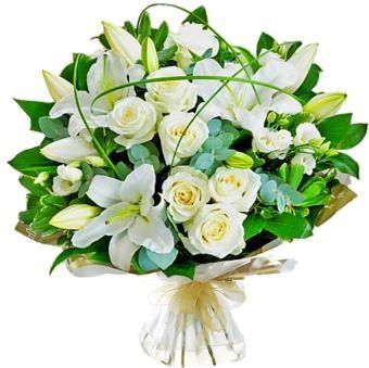 excellence-bouquet-white-flowers