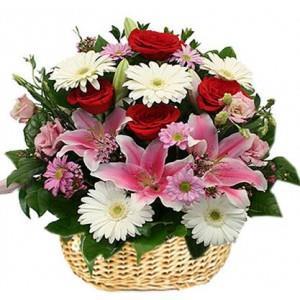 hedgerow-flower-basket