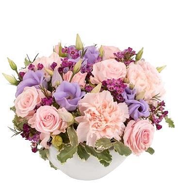 pasture-pink-white-flower-basket