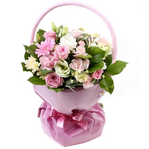 pretty-in-pink-basket-arrangement