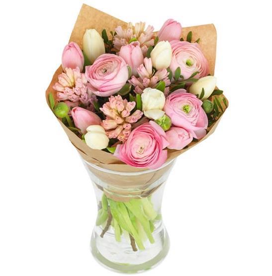 spring-touch-pink-white-flowers-bouquet